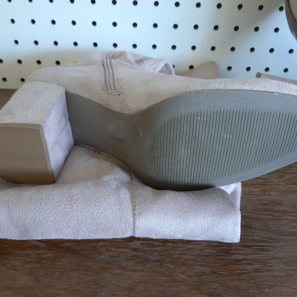 Thigh high boots by Revamped - Picture 6 of 11